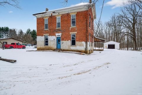Photo of 732 Barclay Street, Logansport, IN 46947 (MLS # 202604607)