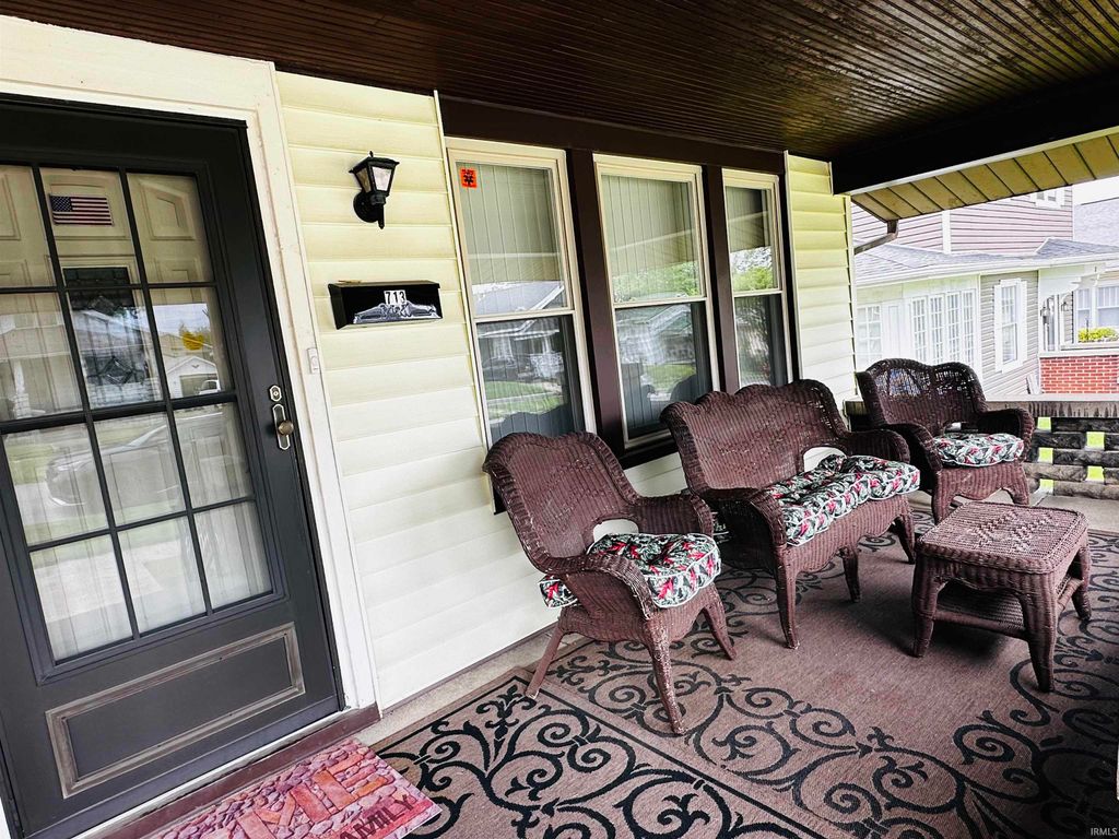 Photo of 713 SE 1st Street, Washington, IN 47501 (MLS # 202619781)