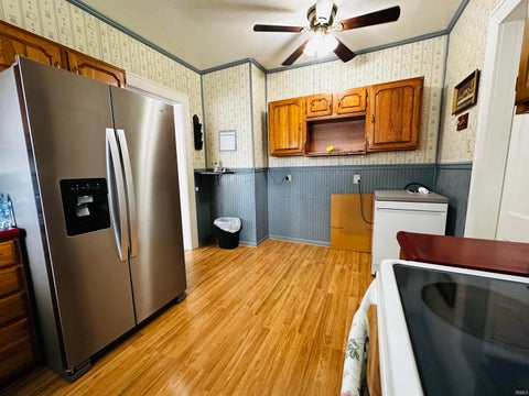 Tiny photo for 713 SE 1st Street, Washington, IN 47501 (MLS # 202619781)