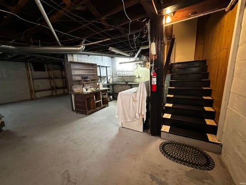 Tiny photo for 713 SE 1st Street, Washington, IN 47501 (MLS # 202619781)