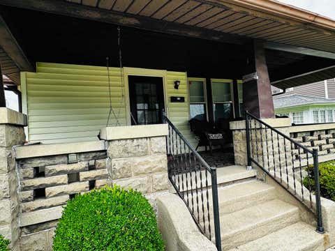 Tiny photo for 713 SE 1st Street, Washington, IN 47501 (MLS # 202619781)