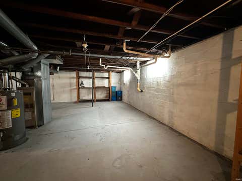 Tiny photo for 713 SE 1st Street, Washington, IN 47501 (MLS # 202619781)