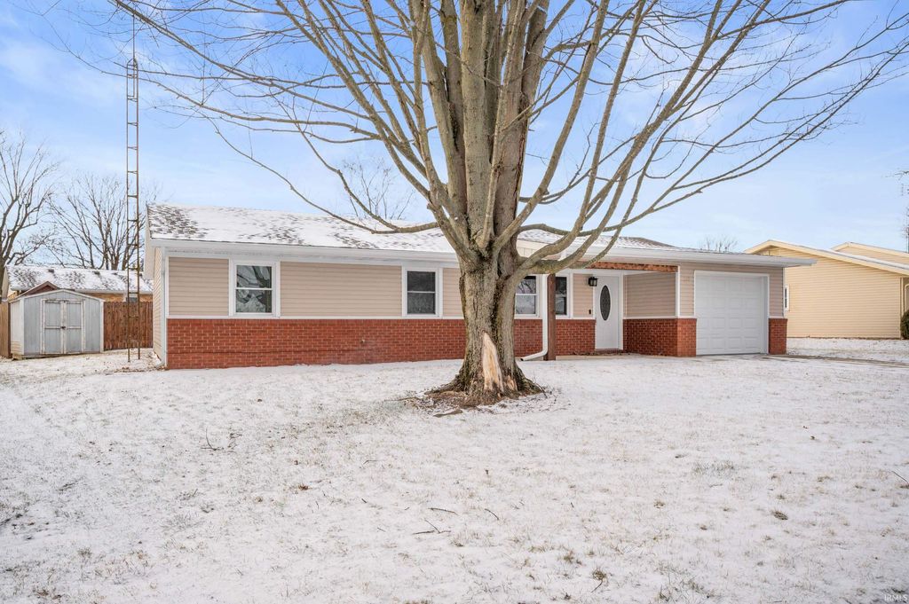 Photo of 391 W Albany Court, Albany, IN 47320 (MLS # 202600090)