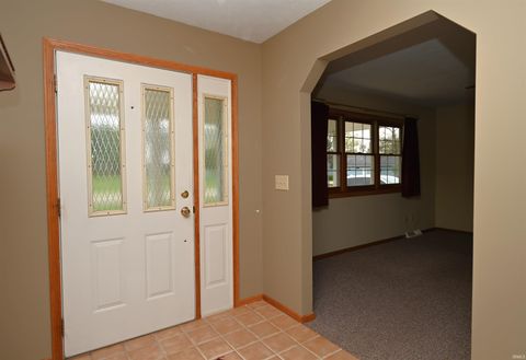 Tiny photo for 800 E Oak View Estate, Winamac, IN 46996 (MLS # 202515572)