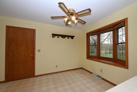 Tiny photo for 800 E Oak View Estate, Winamac, IN 46996 (MLS # 202515572)