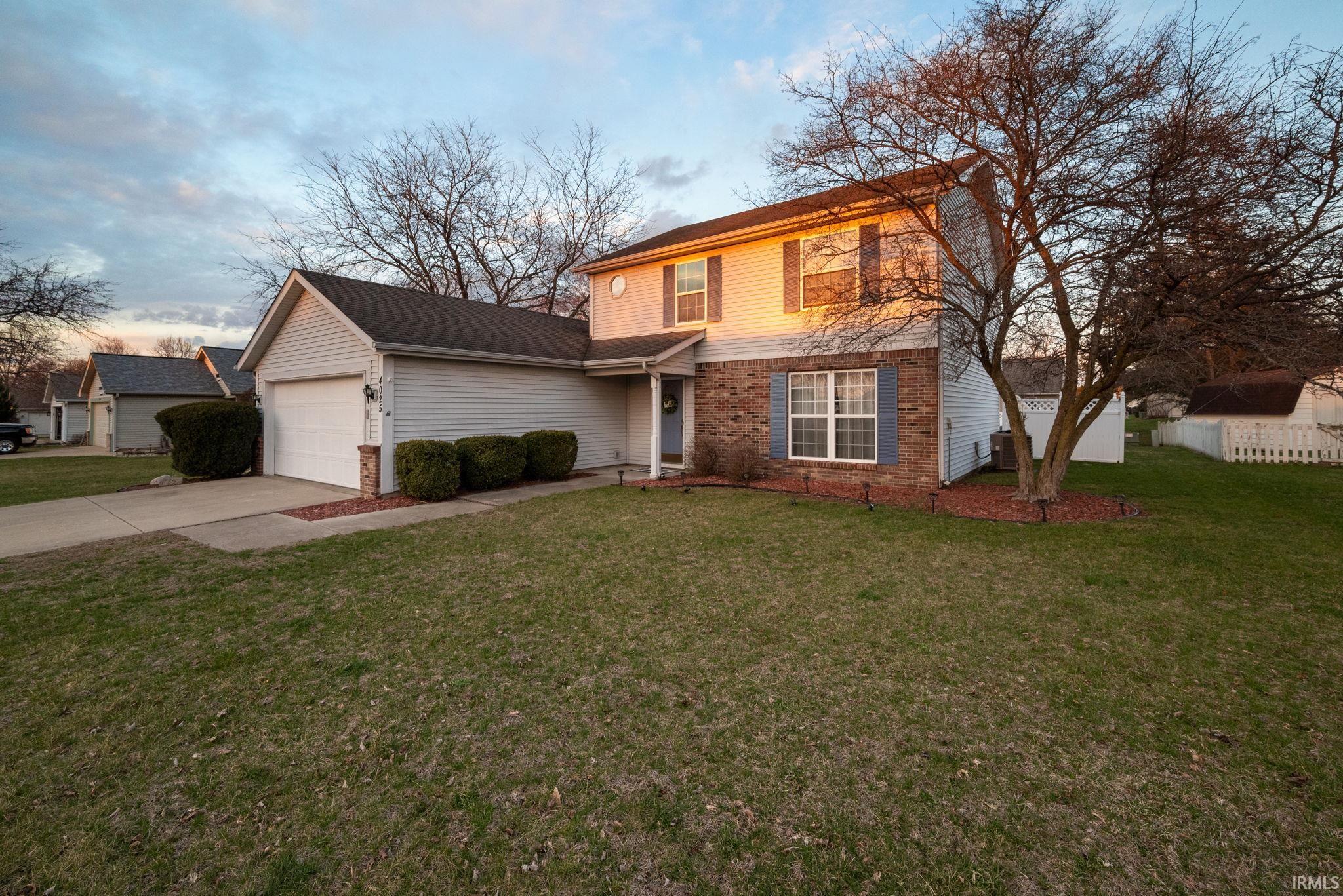 Lafayette, Indiana 47909, United States, 3 Bedrooms Bedrooms, ,3 BathroomsBathrooms,Residential,Active,97804