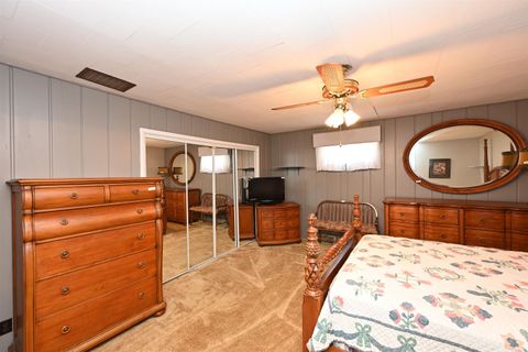 Tiny photo for 610 N Forest Drive, Winamac, IN 46996 (MLS # 202539200)
