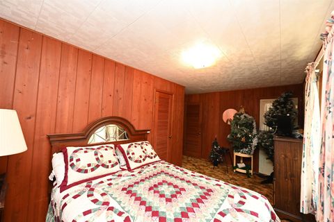Tiny photo for 610 N Forest Drive, Winamac, IN 46996 (MLS # 202539200)