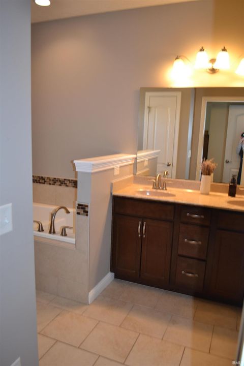 Tiny photo for 5139 Indigo Avenue, Lafayette, IN 47909 (MLS # 202604466)