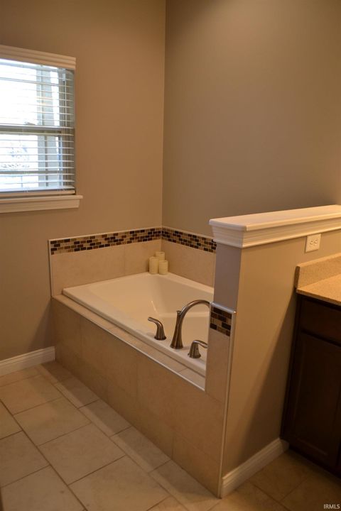 Tiny photo for 5139 Indigo Avenue, Lafayette, IN 47909 (MLS # 202604466)