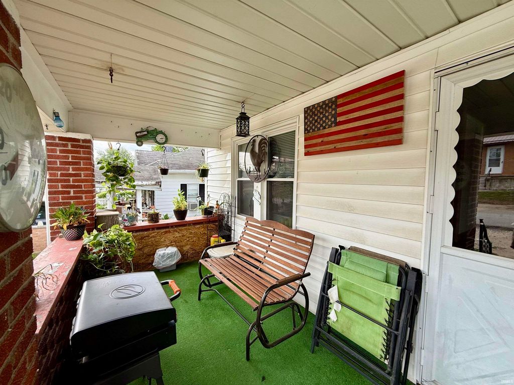 Photo of 517 Stephens Street St, Shoals, IN 47581 (MLS # 202615008)