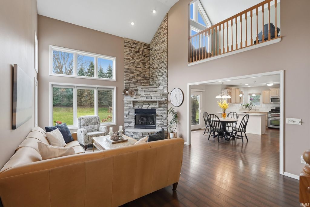 Photo of 1127 Obsidian Lane, Fort Wayne, IN 46845 (MLS # 202608753)