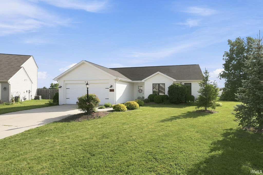 Photo of 207 Hamilton Meadows Cove, Fort Wayne, IN 46814 (MLS # 202626504)