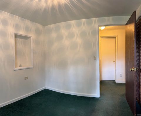 Tiny photo for 2621 Sweetser Avenue, Evansville, IN 47714 (MLS # 202616184)
