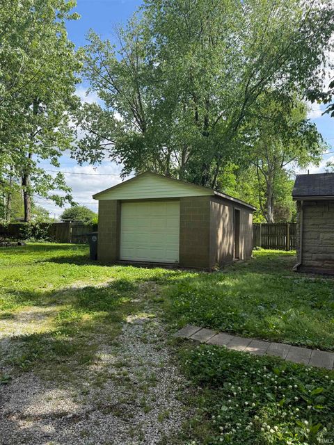 Tiny photo for 2621 Sweetser Avenue, Evansville, IN 47714 (MLS # 202616184)