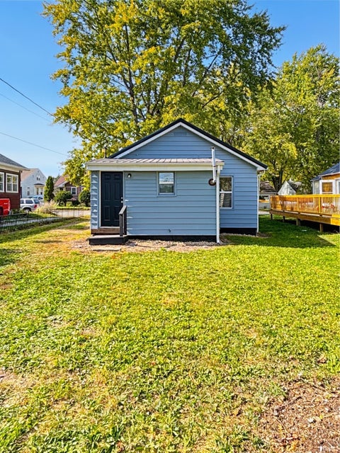 Tiny photo for 902 N Leeds Street, Kokomo, IN 46901 (MLS # 202644285)