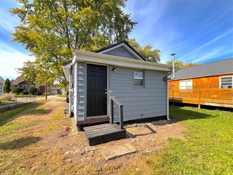 Tiny photo for 902 N Leeds Street, Kokomo, IN 46901 (MLS # 202644285)