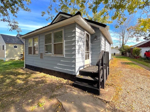Tiny photo for 902 N Leeds Street, Kokomo, IN 46901 (MLS # 202644285)