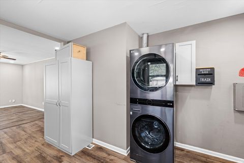 Tiny photo for 5829 N Kerth Avenue, Evansville, IN 47711 (MLS # 202627782)