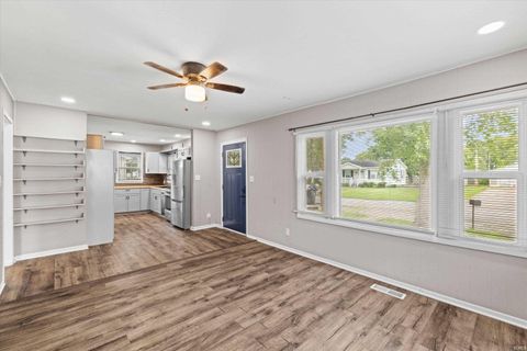 Tiny photo for 5829 N Kerth Avenue, Evansville, IN 47711 (MLS # 202627782)