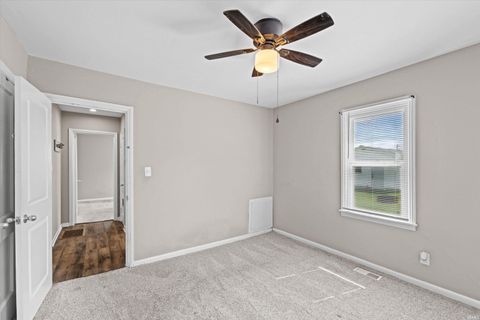 Tiny photo for 5829 N Kerth Avenue, Evansville, IN 47711 (MLS # 202627782)