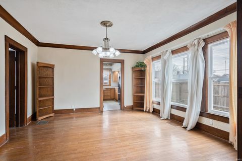 Tiny photo for 640 S Main Street, Kokomo, IN 46901 (MLS # 202606327)