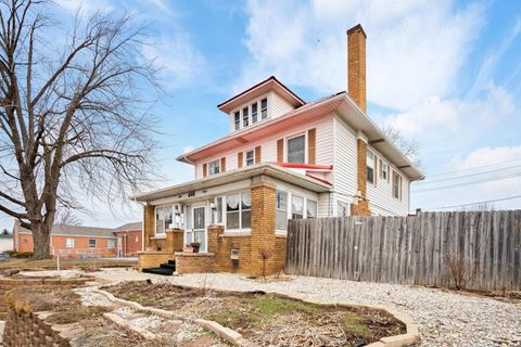 Tiny photo for 640 S Main Street, Kokomo, IN 46901 (MLS # 202606327)