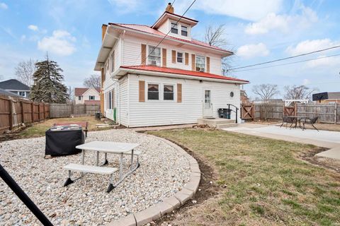 Tiny photo for 640 S Main Street, Kokomo, IN 46901 (MLS # 202606327)