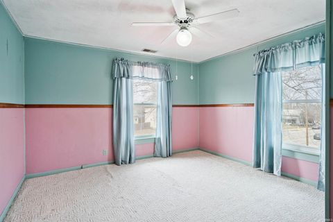 Tiny photo for 640 S Main Street, Kokomo, IN 46901 (MLS # 202606327)