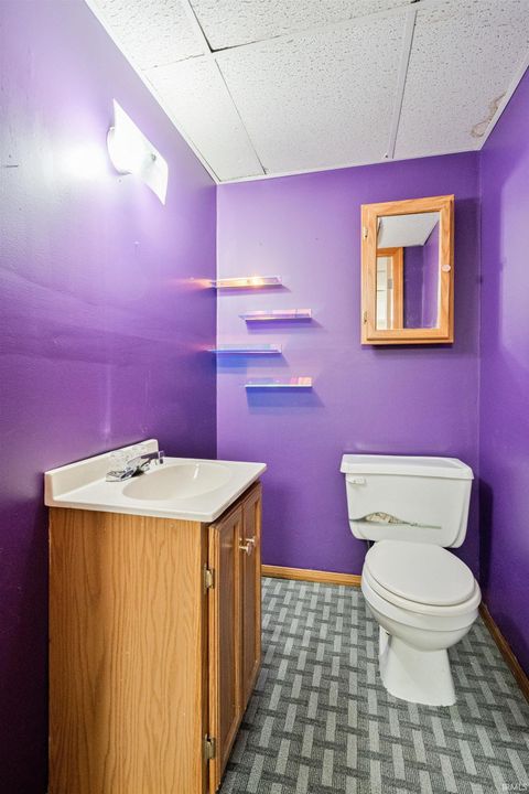 Tiny photo for 640 S Main Street, Kokomo, IN 46901 (MLS # 202606327)