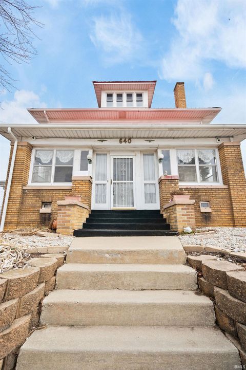 Tiny photo for 640 S Main Street, Kokomo, IN 46901 (MLS # 202606327)