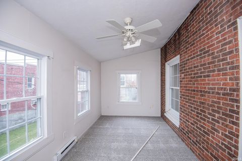 Tiny photo for 118 Main Street, Vincennes, IN 47591 (MLS # 202622477)