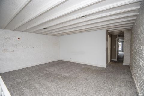 Tiny photo for 118 Main Street, Vincennes, IN 47591 (MLS # 202622477)