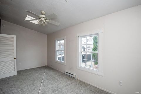 Tiny photo for 118 Main Street, Vincennes, IN 47591 (MLS # 202622477)