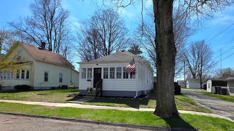 Tiny photo for 612 Rex Street, Plymouth, IN 46563 (MLS # 202612162)