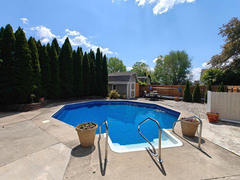 Tiny photo for 4116 Dee Ann Drive, Kokomo, IN 46902 (MLS # 202615942)