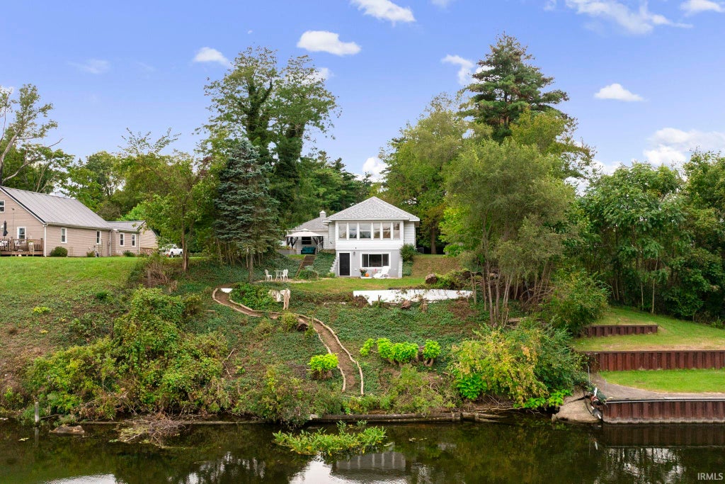 Photo of 56040 River Heights, Elkhart, IN 46516 (MLS # 202640490)