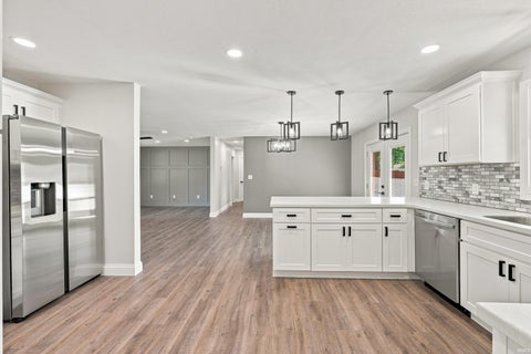 Tiny photo for 1305 N Greenbriar Road, Muncie, IN 47304 (MLS # 202638028)
