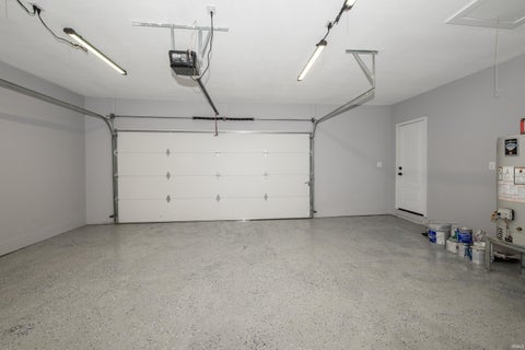 Tiny photo for 1305 N Greenbriar Road, Muncie, IN 47304 (MLS # 202638028)