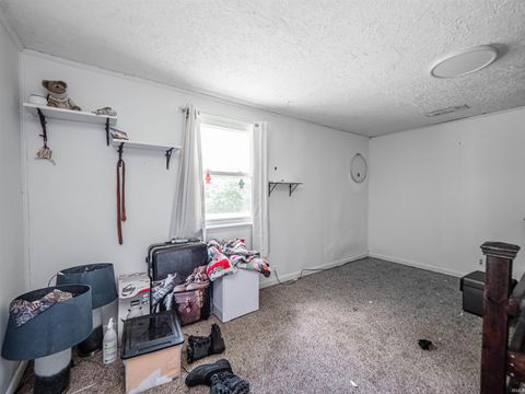 Tiny photo for 2311 Lashbrook Road, Boonville, IN 47601 (MLS # 202625795)