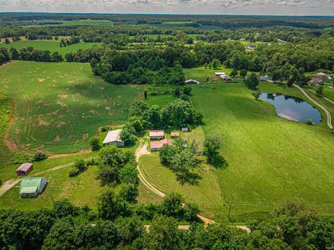 Tiny photo for 2311 Lashbrook Road, Boonville, IN 47601 (MLS # 202625795)