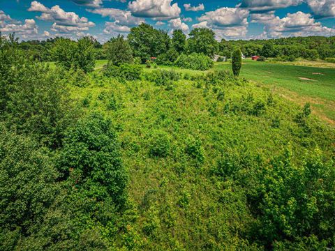 Tiny photo for 2311 Lashbrook Road, Boonville, IN 47601 (MLS # 202625795)