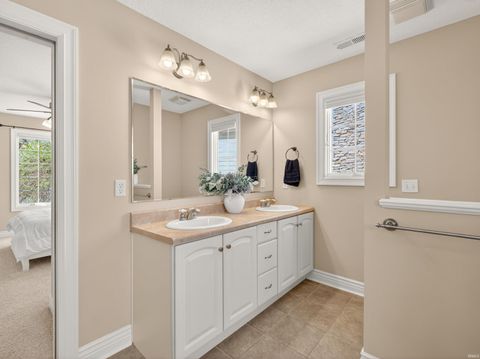 Tiny photo for 8099 E Rosella Street, Syracuse, IN 46567 (MLS # 202615716)