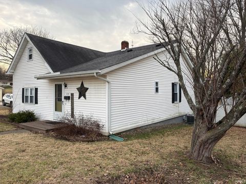 Photo of 715 SW 1st Street, Washington, IN 47501 (MLS # 202606124)