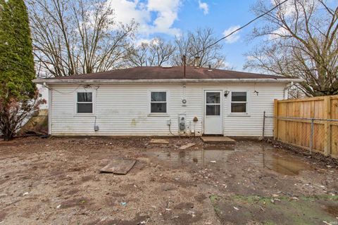 Tiny photo for 1616 Columbus Boulevard, Kokomo, IN 46901 (MLS # 202546607)