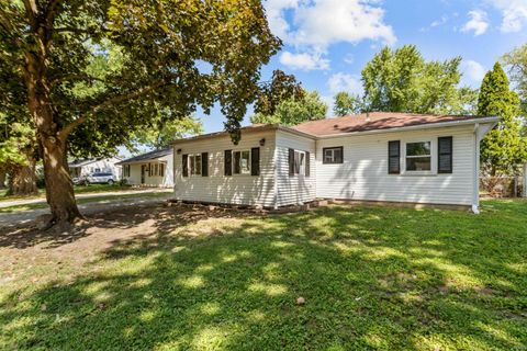 Tiny photo for 1616 Columbus Boulevard, Kokomo, IN 46901 (MLS # 202546607)