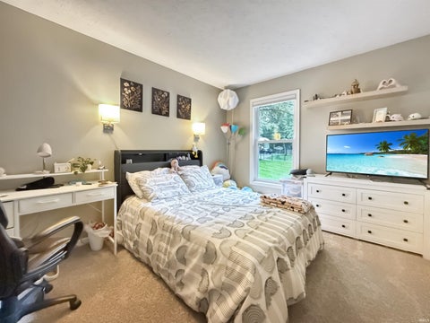 Tiny photo for 208 Wildwood Court, Lafayette, IN 47905 (MLS # 202636564)