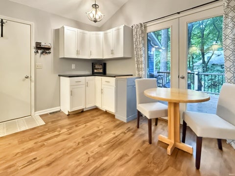 Tiny photo for 208 Wildwood Court, Lafayette, IN 47905 (MLS # 202636564)