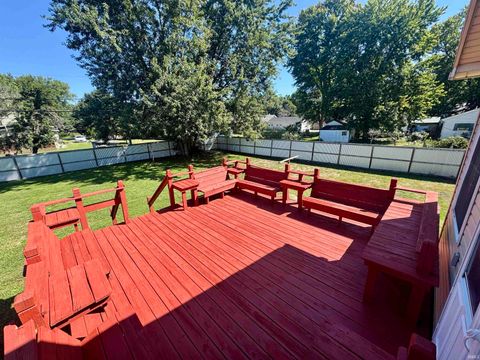 Tiny photo for 304 Van Buren Avenue, Peru, IN 46970 (MLS # 202532888)