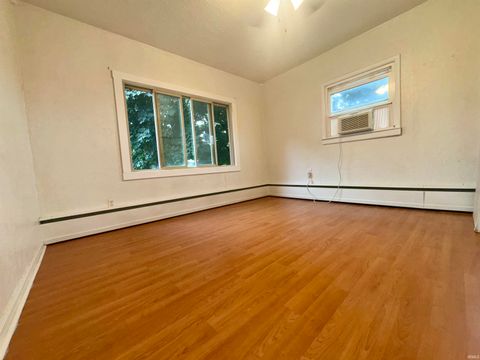 Tiny photo for 304 Van Buren Avenue, Peru, IN 46970 (MLS # 202532888)